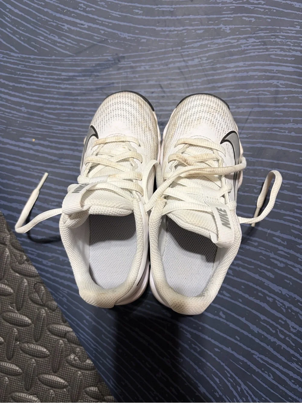 Nike classic kids